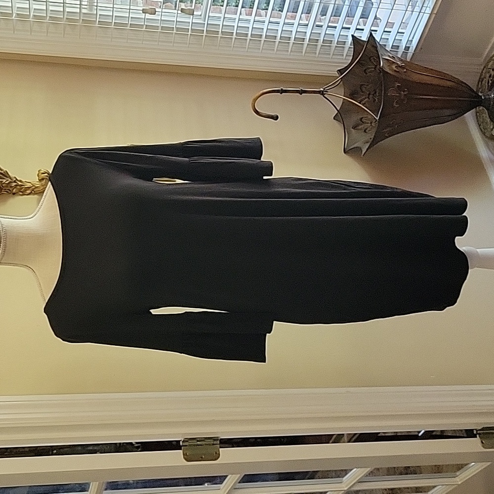 White House Black Market black dress statement sleeve scoopneck expose Zip S…EUC